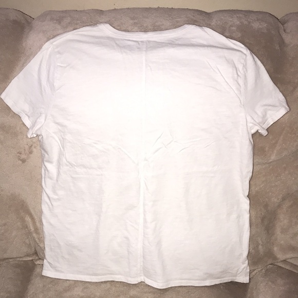 Old Navy medium white short sleeved shirt with Happy front pocket 💕 - Picture 2 of 4